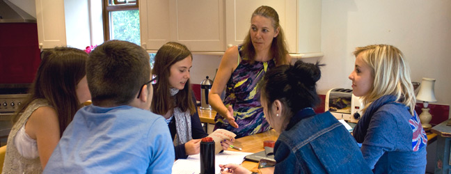 Mini Group Junior programme in the teacher’s home (Kent in England)