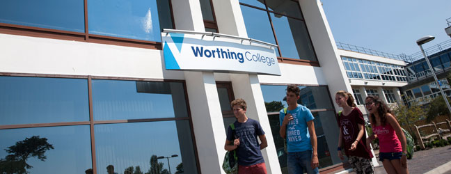 Summer Programme English - Worthing College for junior (Worthing in England)