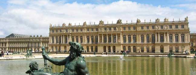 Semester Program Abroad in France for junior