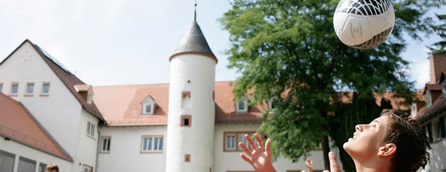 Summer school - Höchst - Hessen for high school student (Frankfurt in Germany)