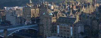 Language Schools programmes in Great Britain for a college student Edinburgh