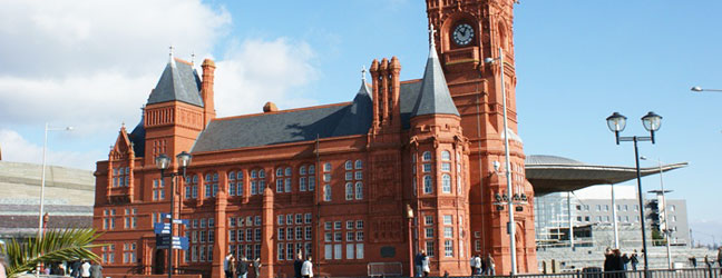 Cardiff - Language Schools programmes Cardiff for a high school student